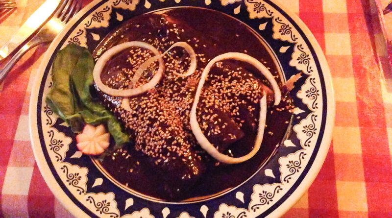 Mole poblano, platillo mexicano