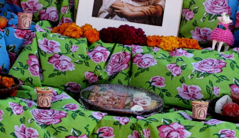 Ofrenda de Día de Muertos