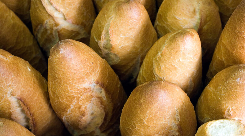 Pan fresco en panadería