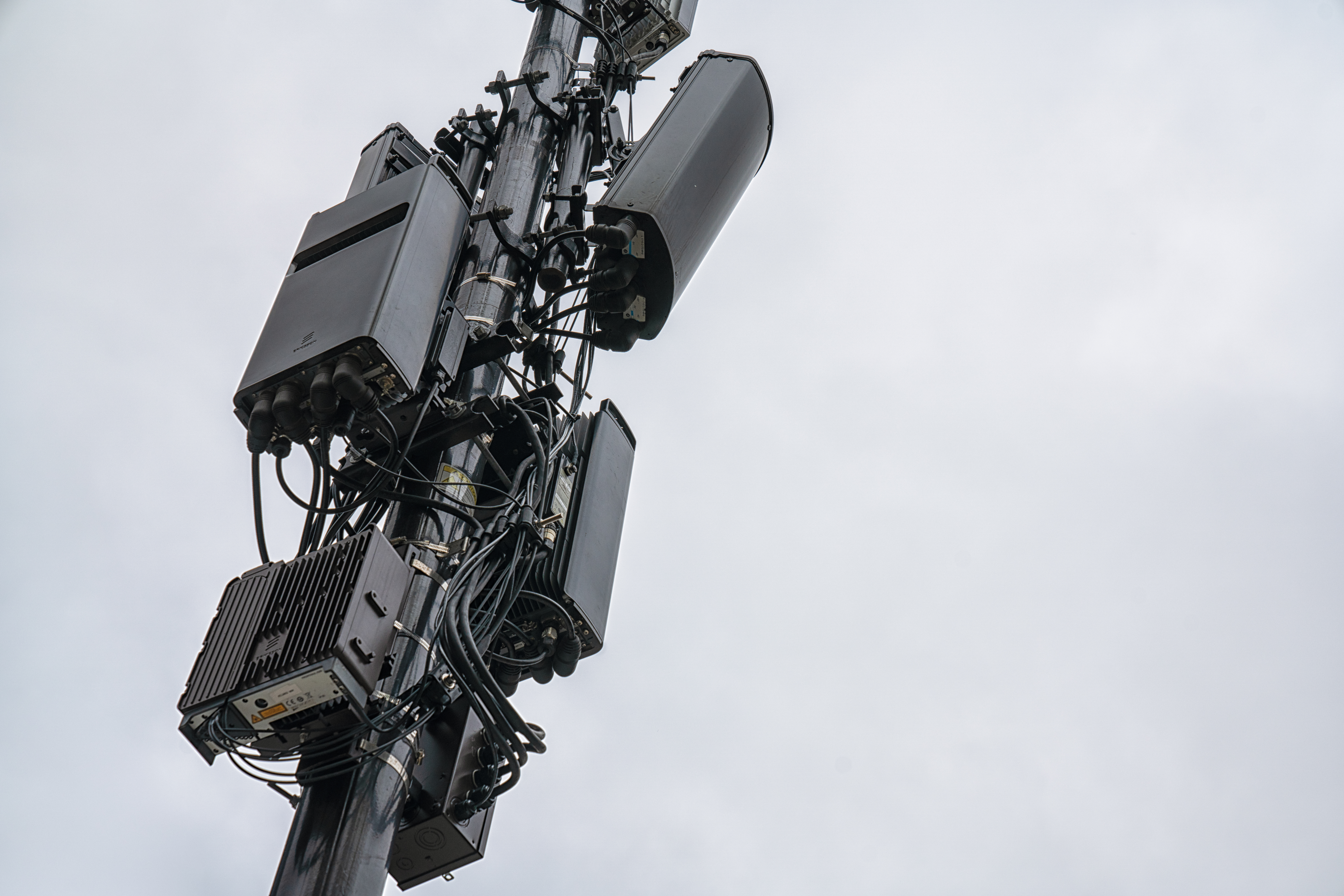 File:Cellular 5G Equipment - Cell Tower Antennas